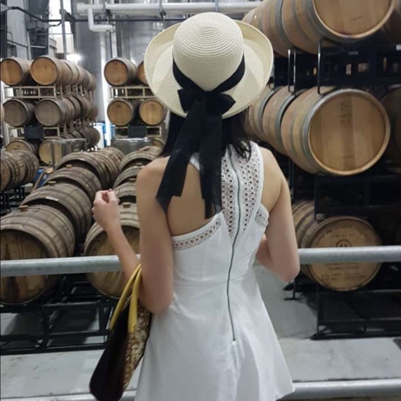 Hey! I’m Jess. - Picture 3 of 6